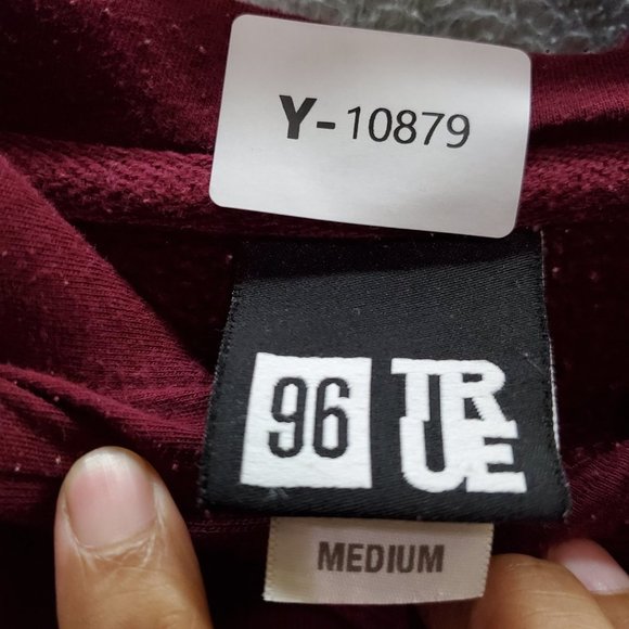 True Interlocked Men Sweatshirt Medium Red Hoodie Logo Embroidered Pockets - Picture 6 of 8